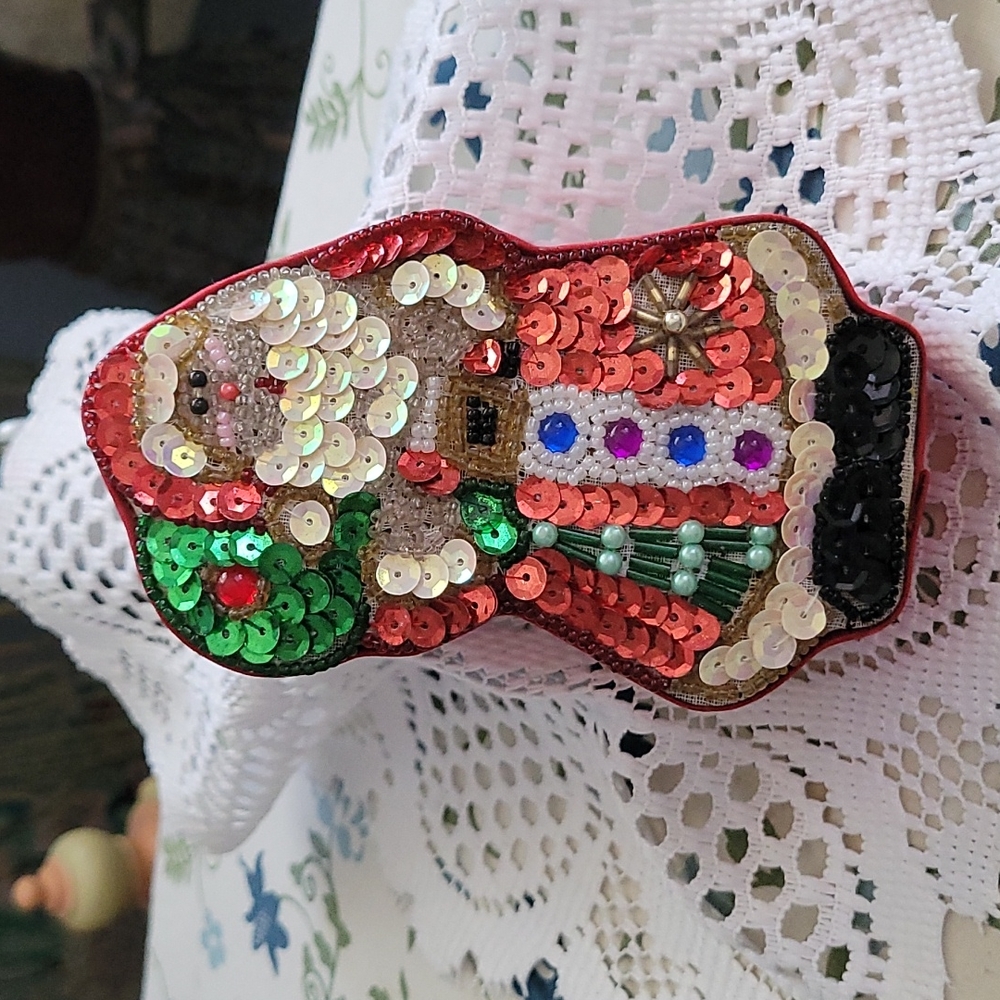 Vintage Santa sequin gift box
